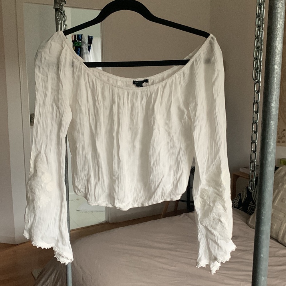 White crop top sleeved blouse long sleeve cropped peasant southern belle Brailyn